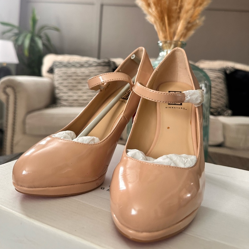 Signature Elisha Nude Heels